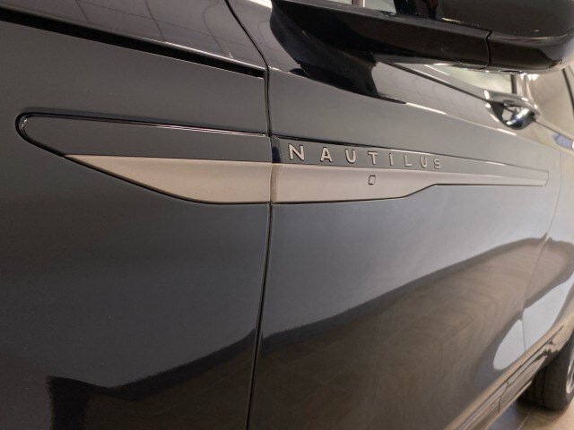 New 2025 Lincoln Nautilus Black Label AWD/4WD image 13