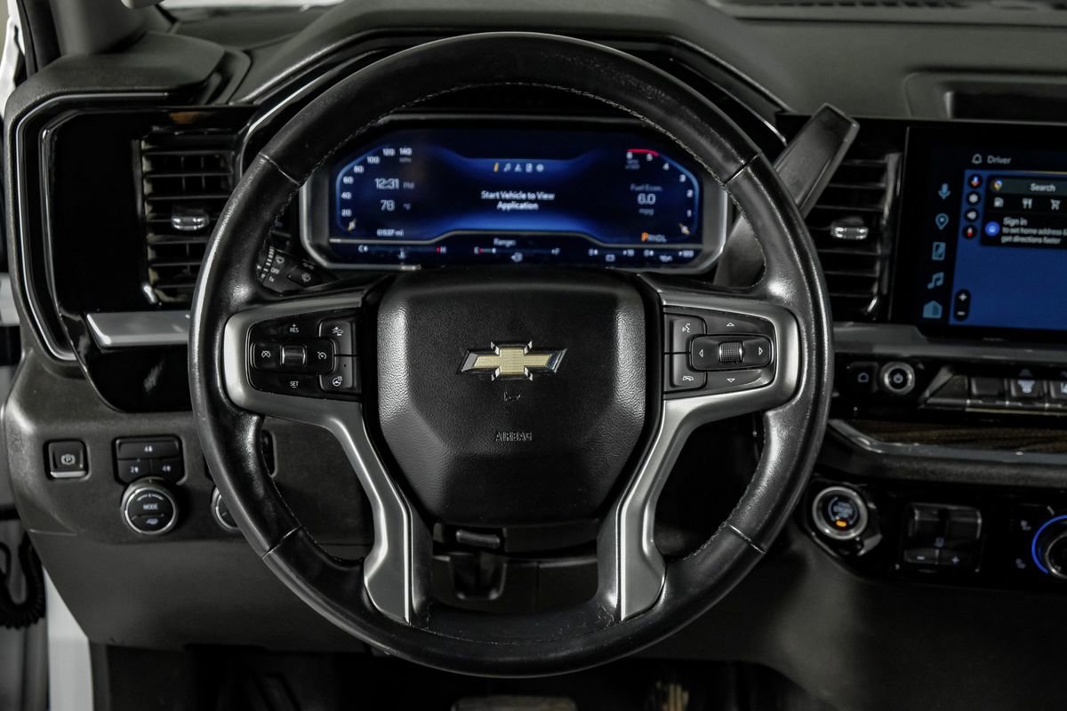 Used 2024 Chevrolet Silverado 2500 LT AWD/4WD image 17