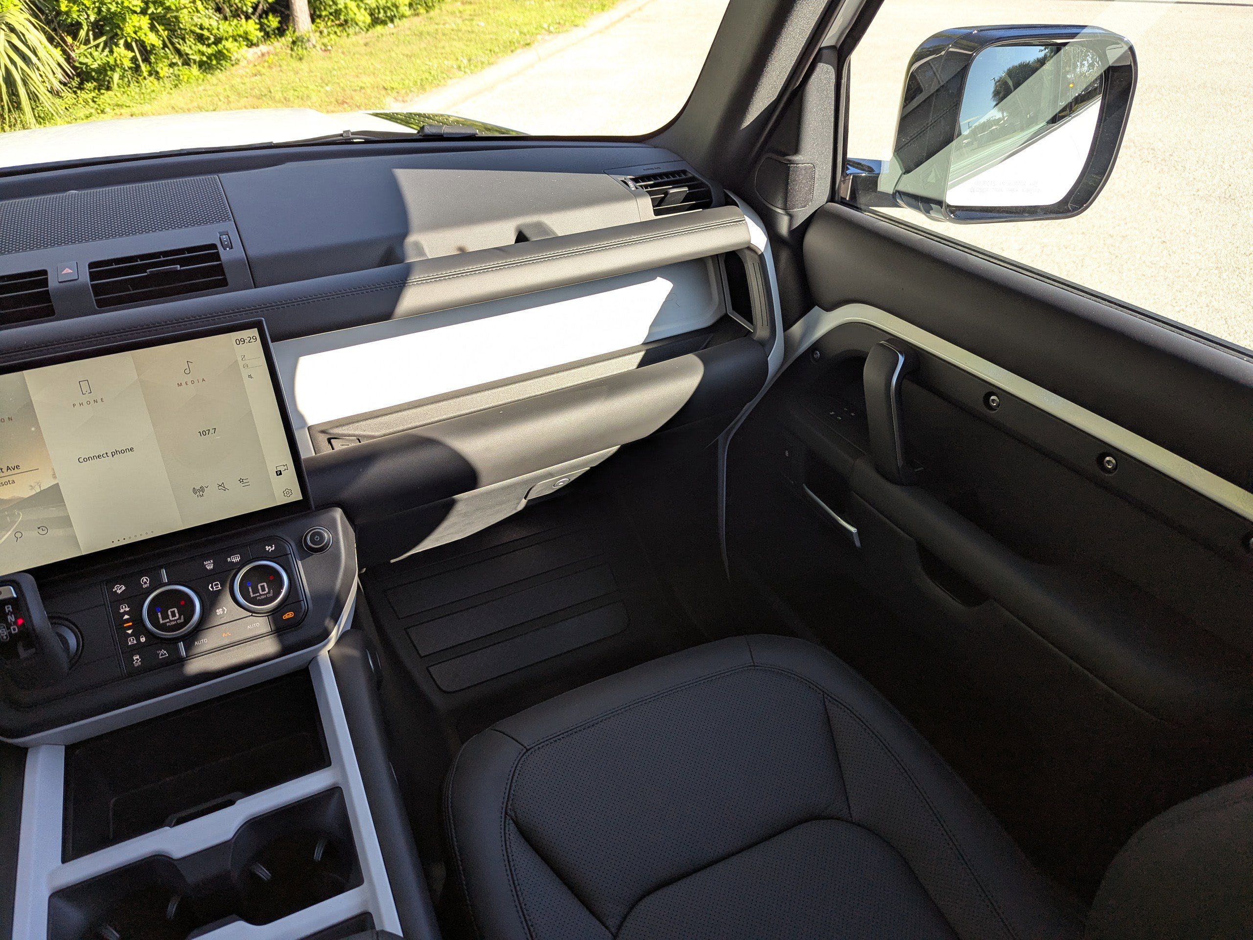 New 2026 Land Rover Defender 110 S image 16