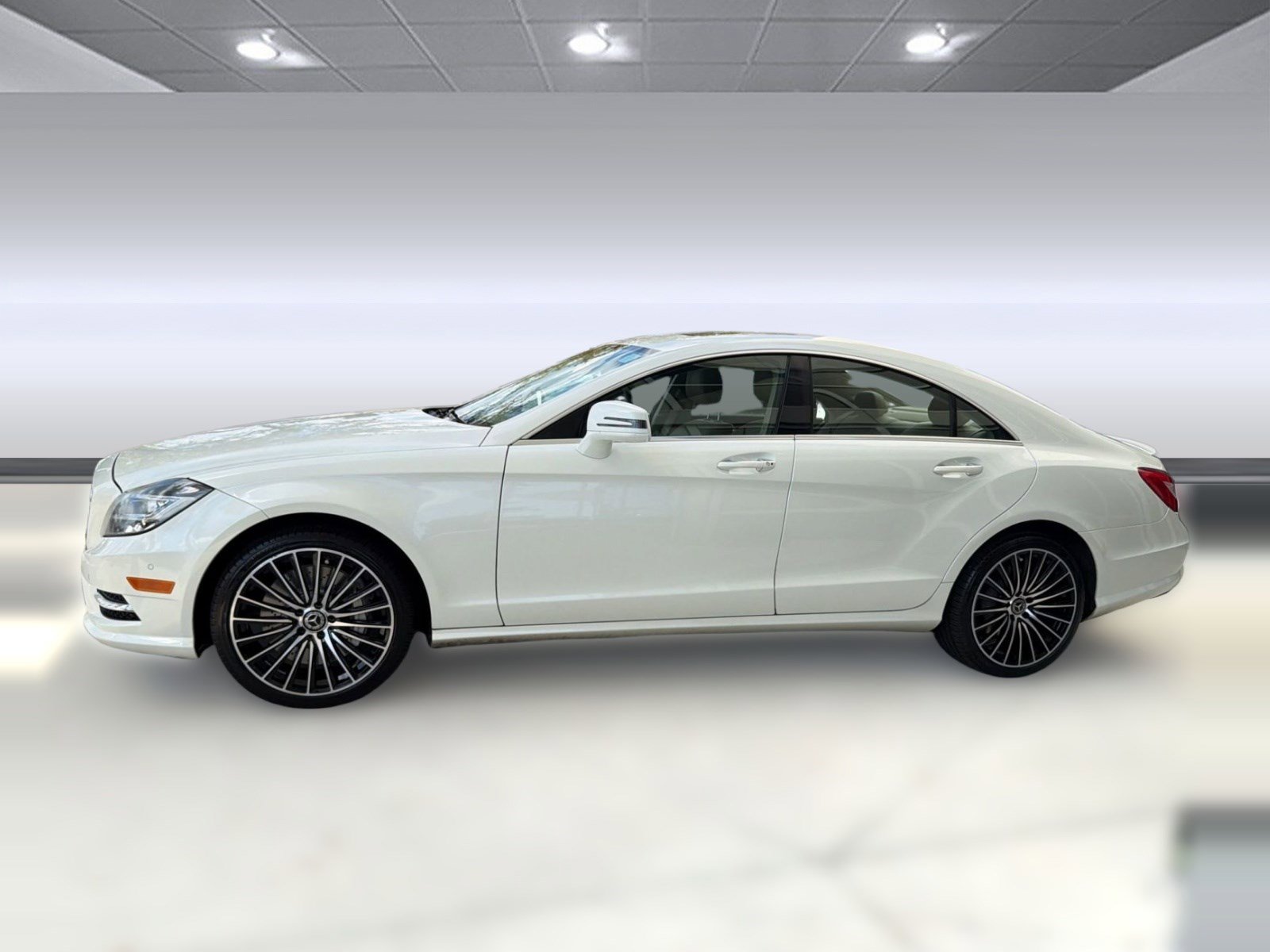 Used 2014 Mercedes-Benz CLS 550 4MATIC image 2