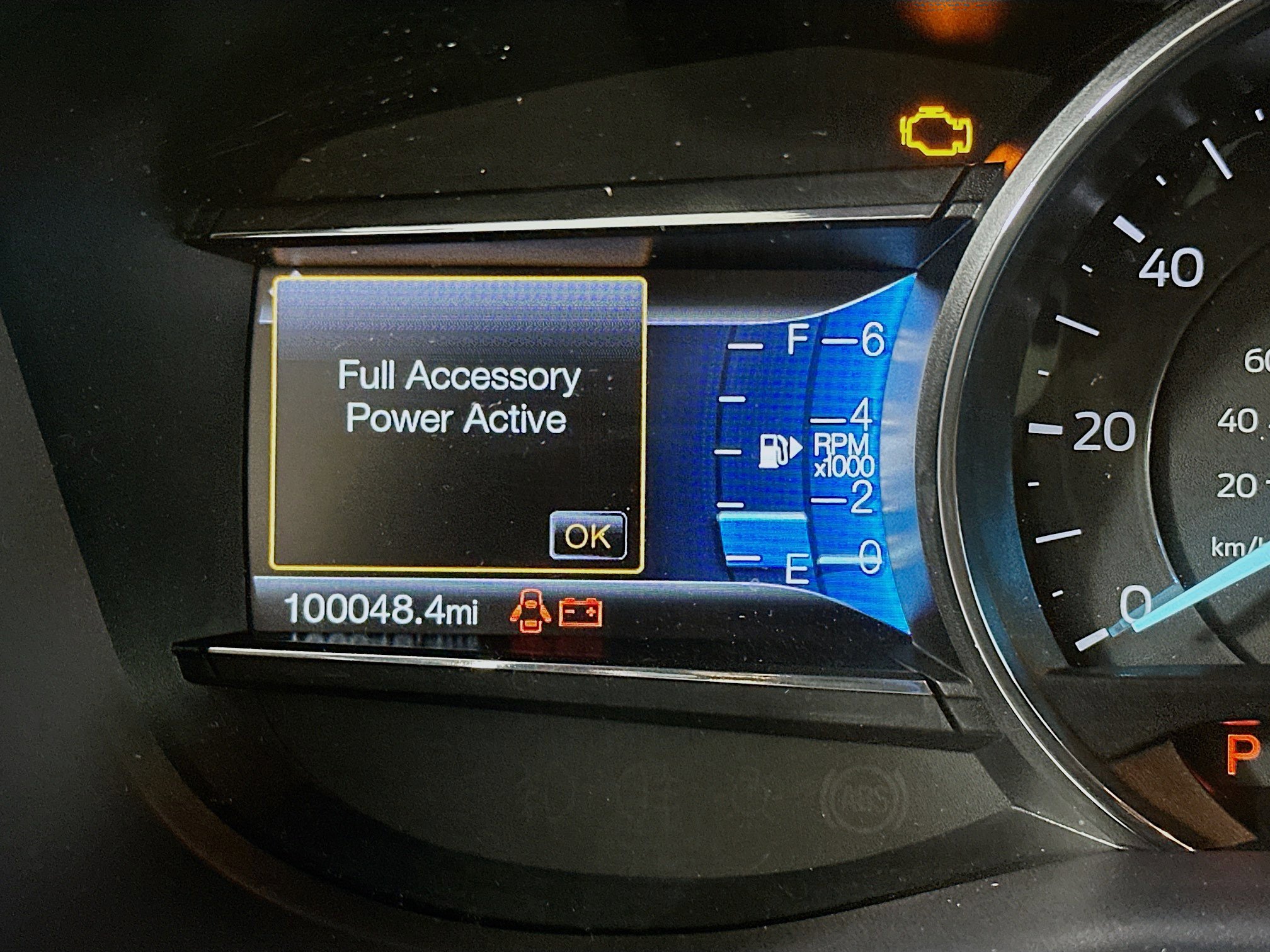 Used 2017 Ford Explorer XLT w/ Equipment Group 202A FWD image 19