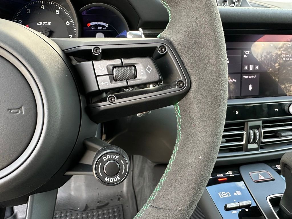 Certified 2026 Porsche Macan GTS image 17