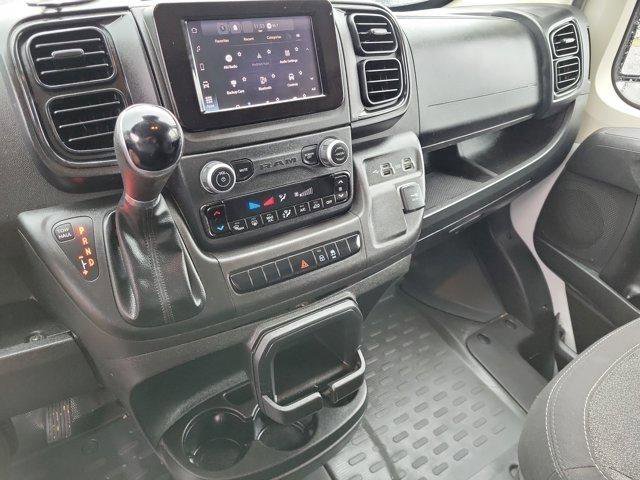 Used 2022 RAM ProMaster 2500 w/ Convenience Group FWD image 31