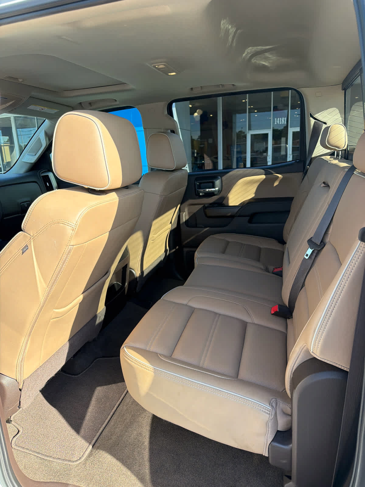 Used 2017 GMC Sierra 2500 Denali w/ Duramax Plus Package AWD/4WD image 9