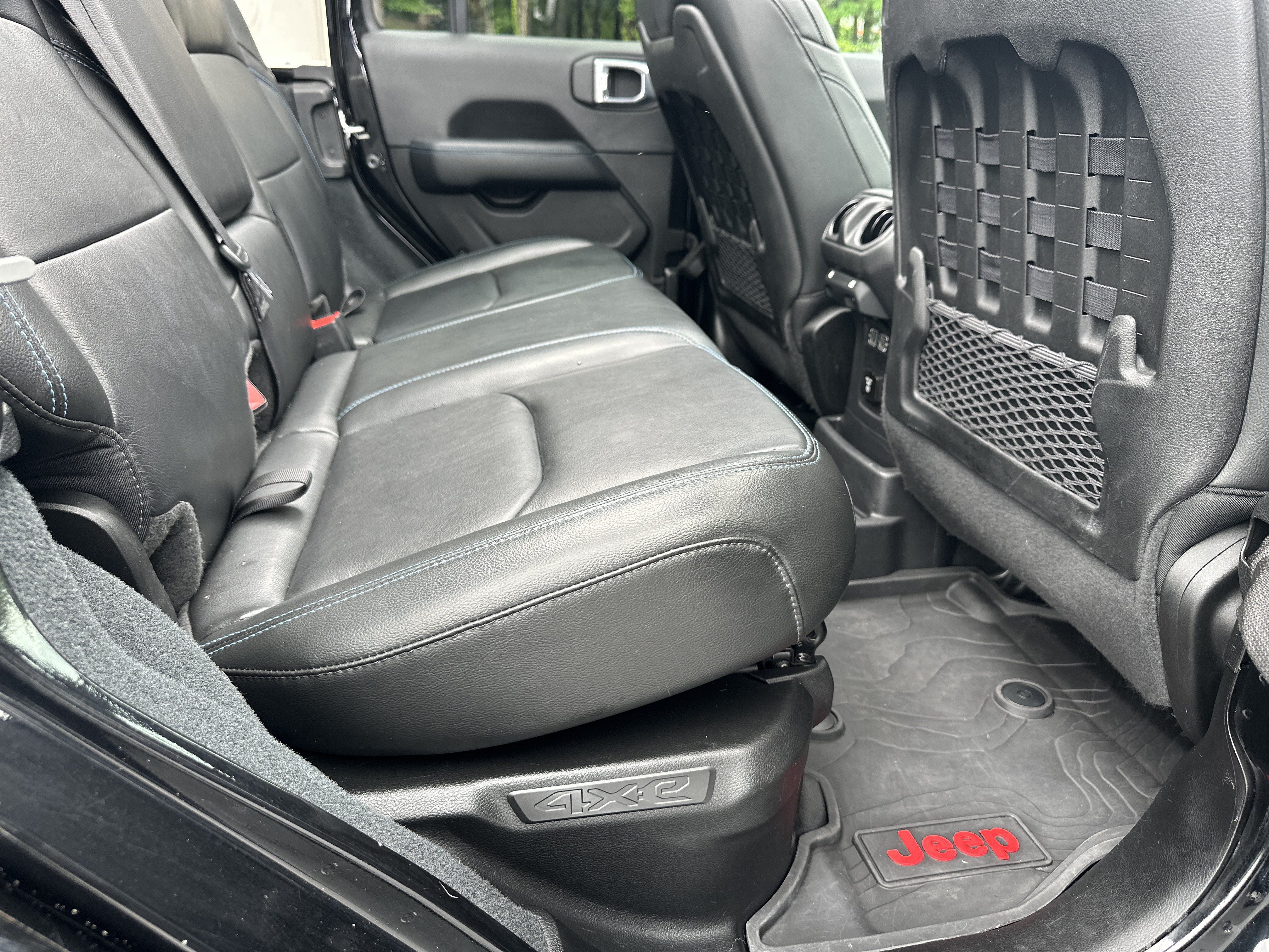 Used 2022 Jeep Wrangler Unlimited Rubicon 4xe AWD/4WD image 19