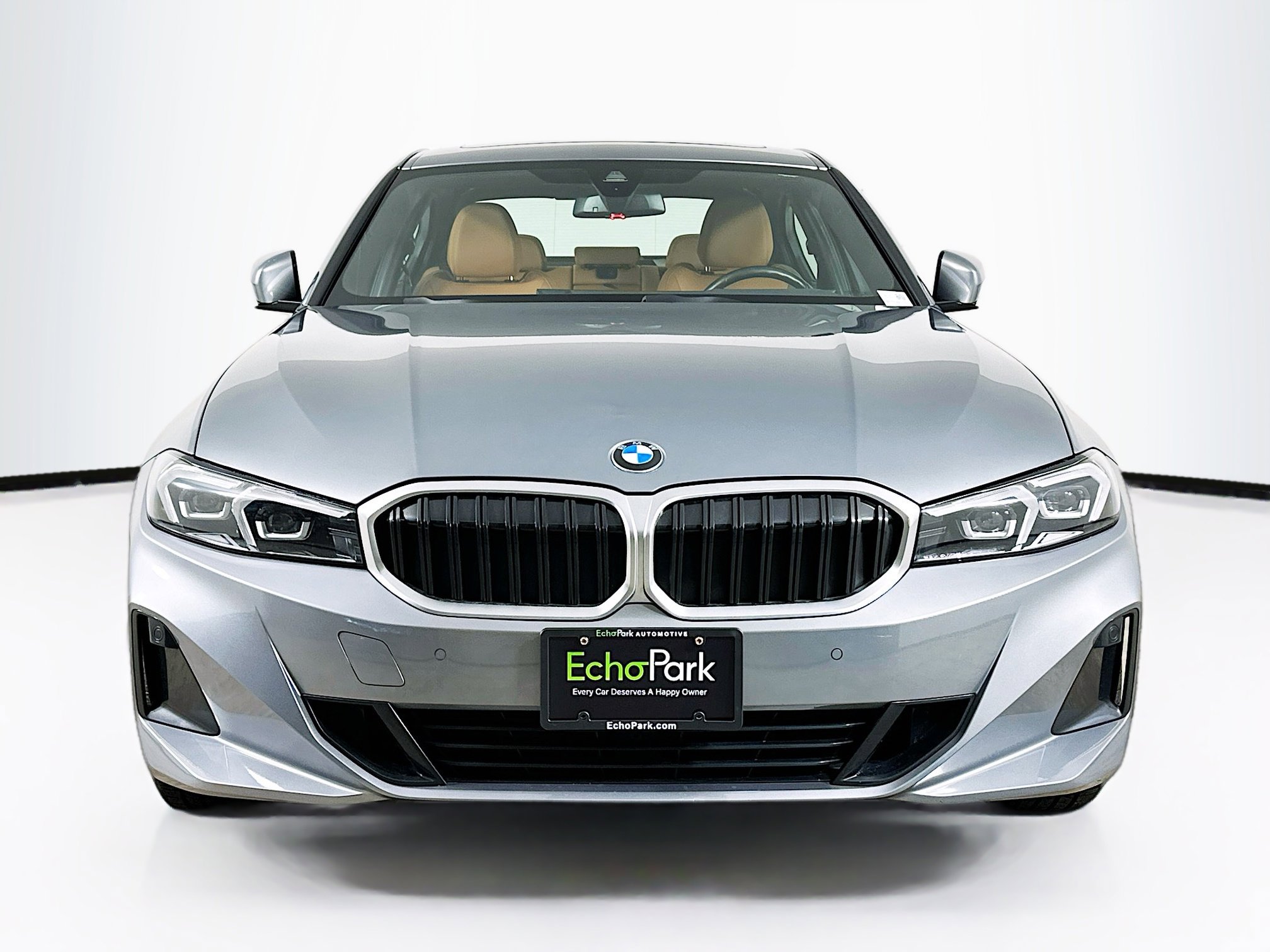 Used 2024 BMW 330i xDrive Sedan w/ Premium Package image 2