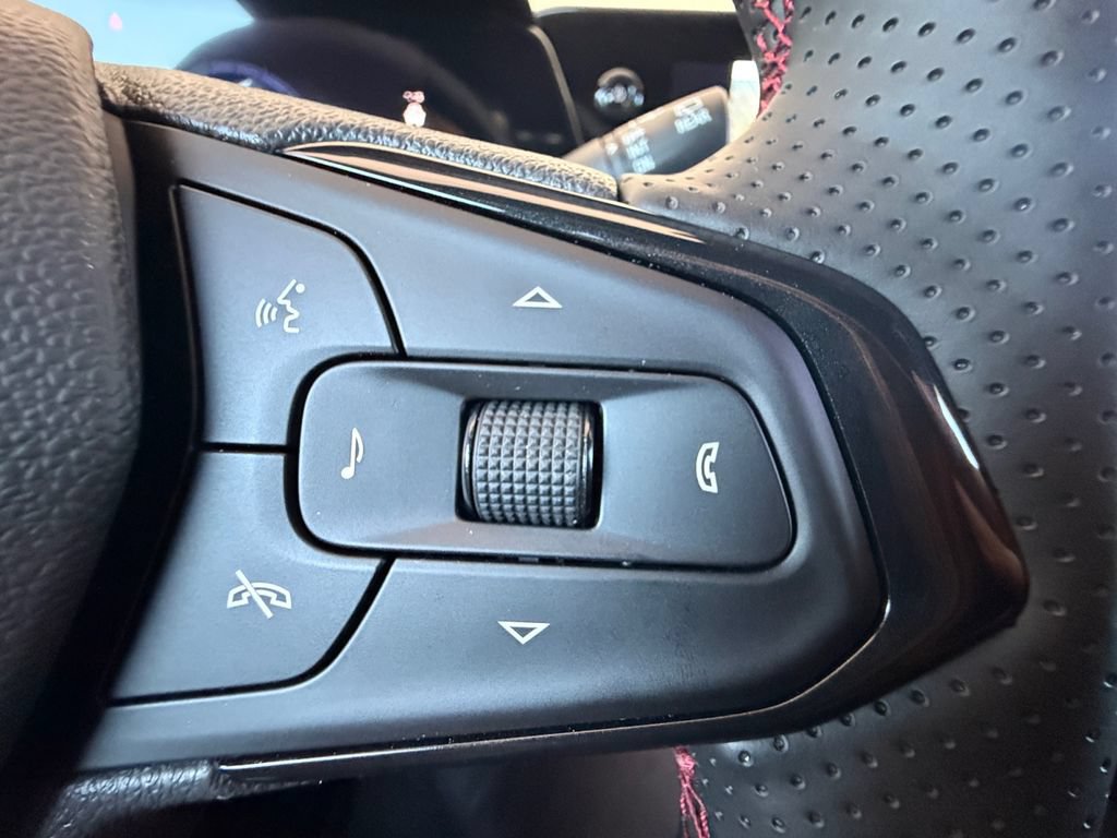 New 2026 Chevrolet Trax RS FWD image 23