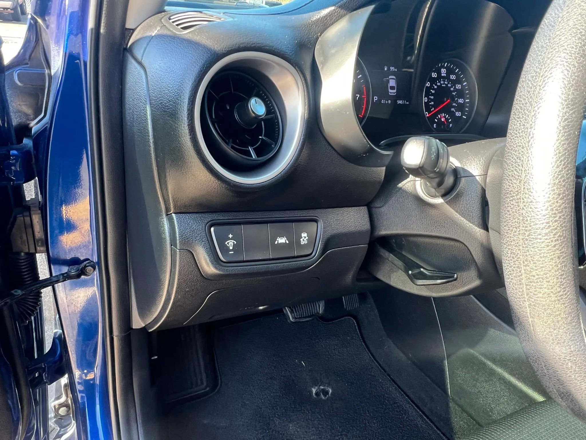 Used 2021 Kia Forte LXS image 23