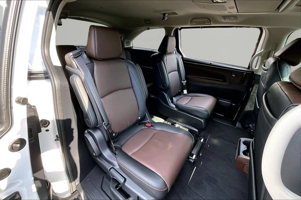 Used 2025 Honda Odyssey Elite image 19