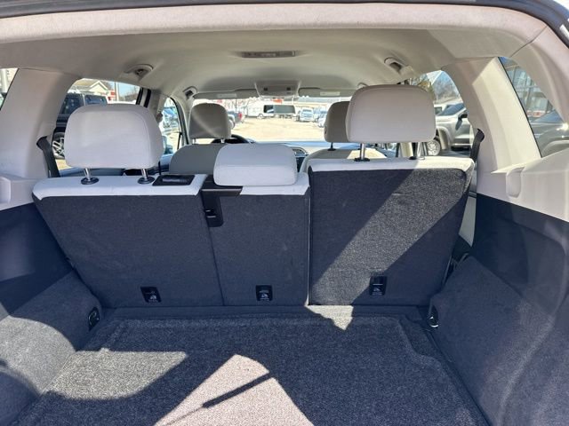 Used 2018 Volkswagen Tiguan S image 12
