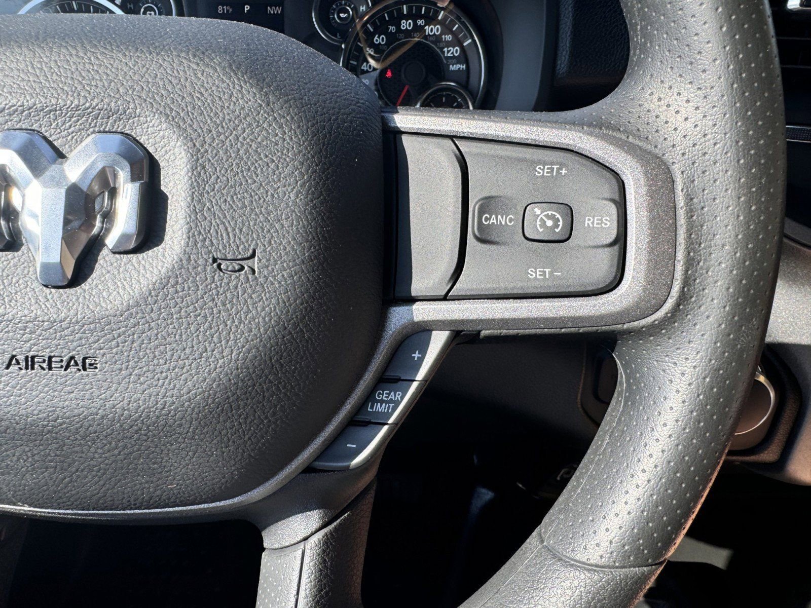 New 2024 RAM 3500 Tradesman w/ Chrome Appearance Group AWD/4WD image 21