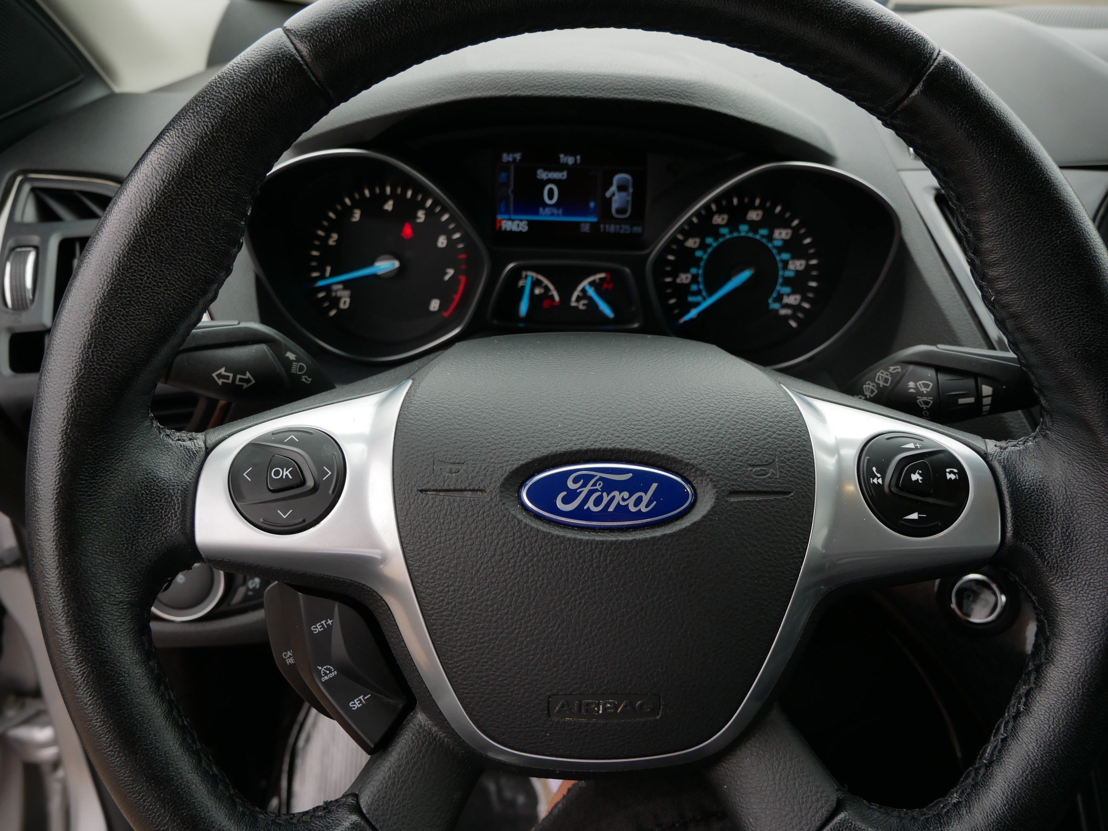 Used 2015 Ford Escape Titanium AWD/4WD image 25