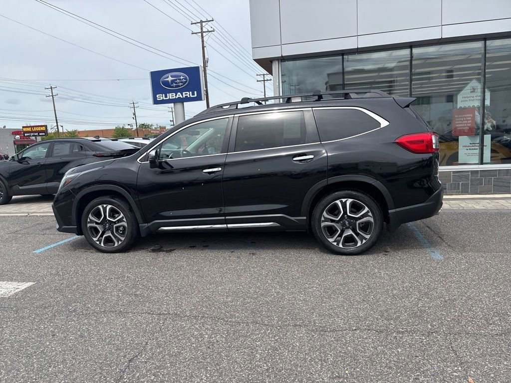 Used 2023 Subaru Ascent Touring AWD/4WD image 7