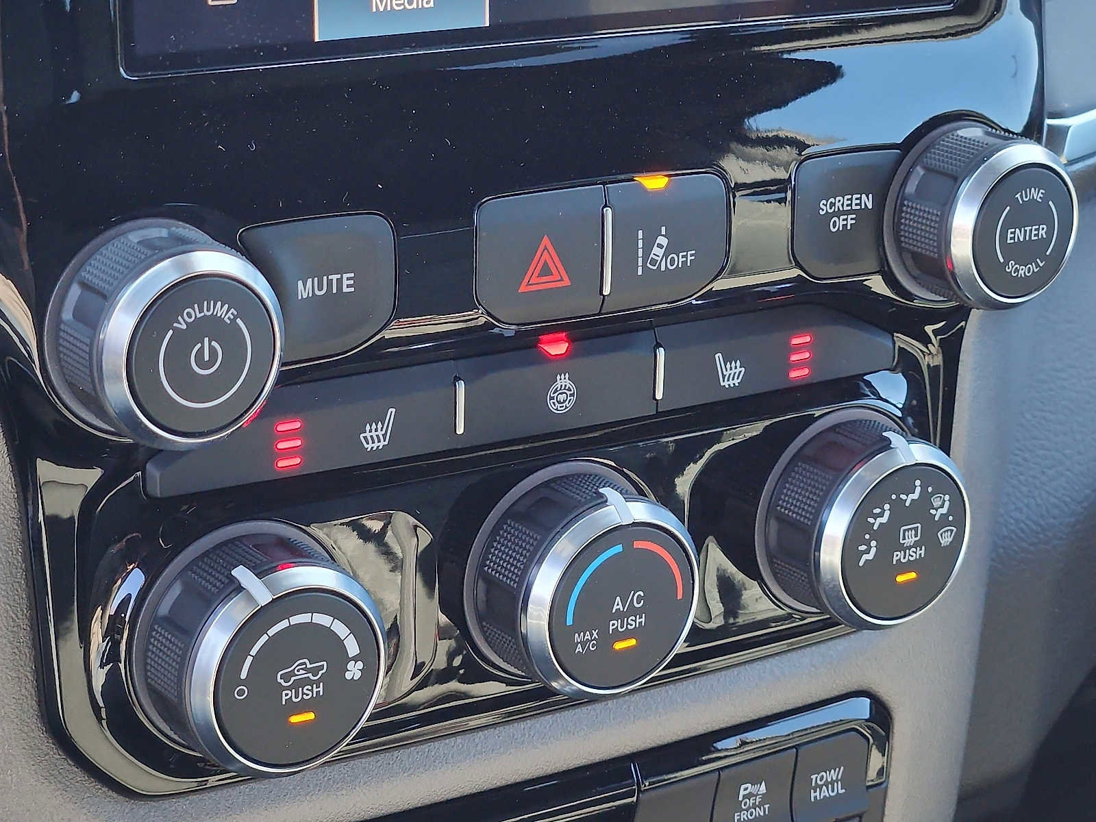 Used 2025 RAM 1500 Big Horn image 15