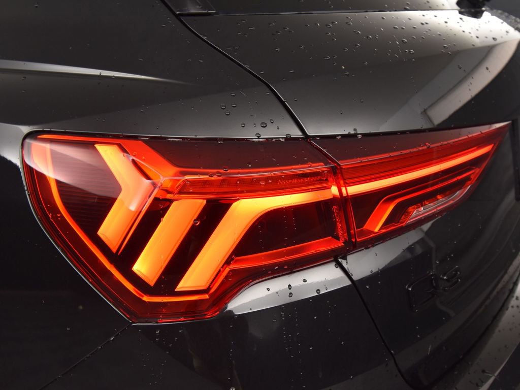 New 2025 Audi Q3 2.0T Premium Plus image 10
