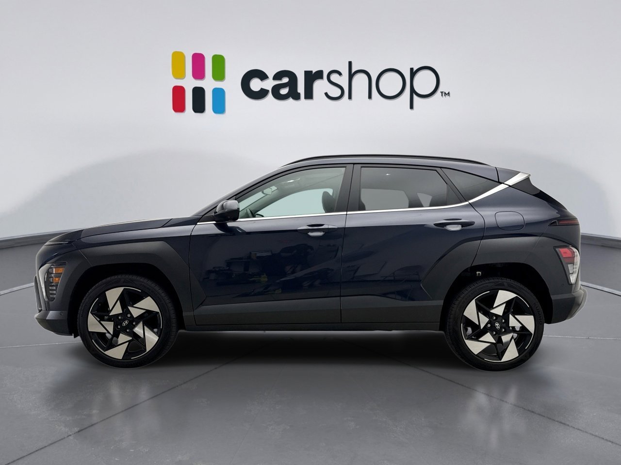 Used 2024 Hyundai Kona Limited AWD/4WD image 2