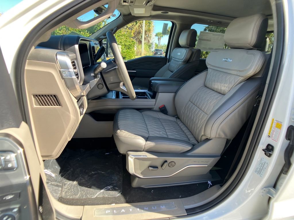 New 2026 Ford F250 Platinum w/ Platinum Plus Package image 31