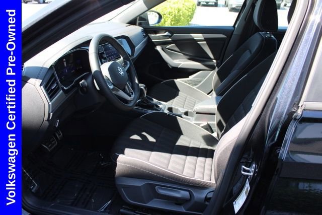 Used 2024 Volkswagen Jetta Sport FWD image 13