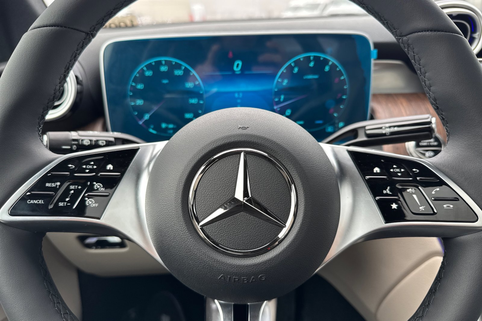 New 2026 Mercedes-Benz GLC 300 4MATIC image 24