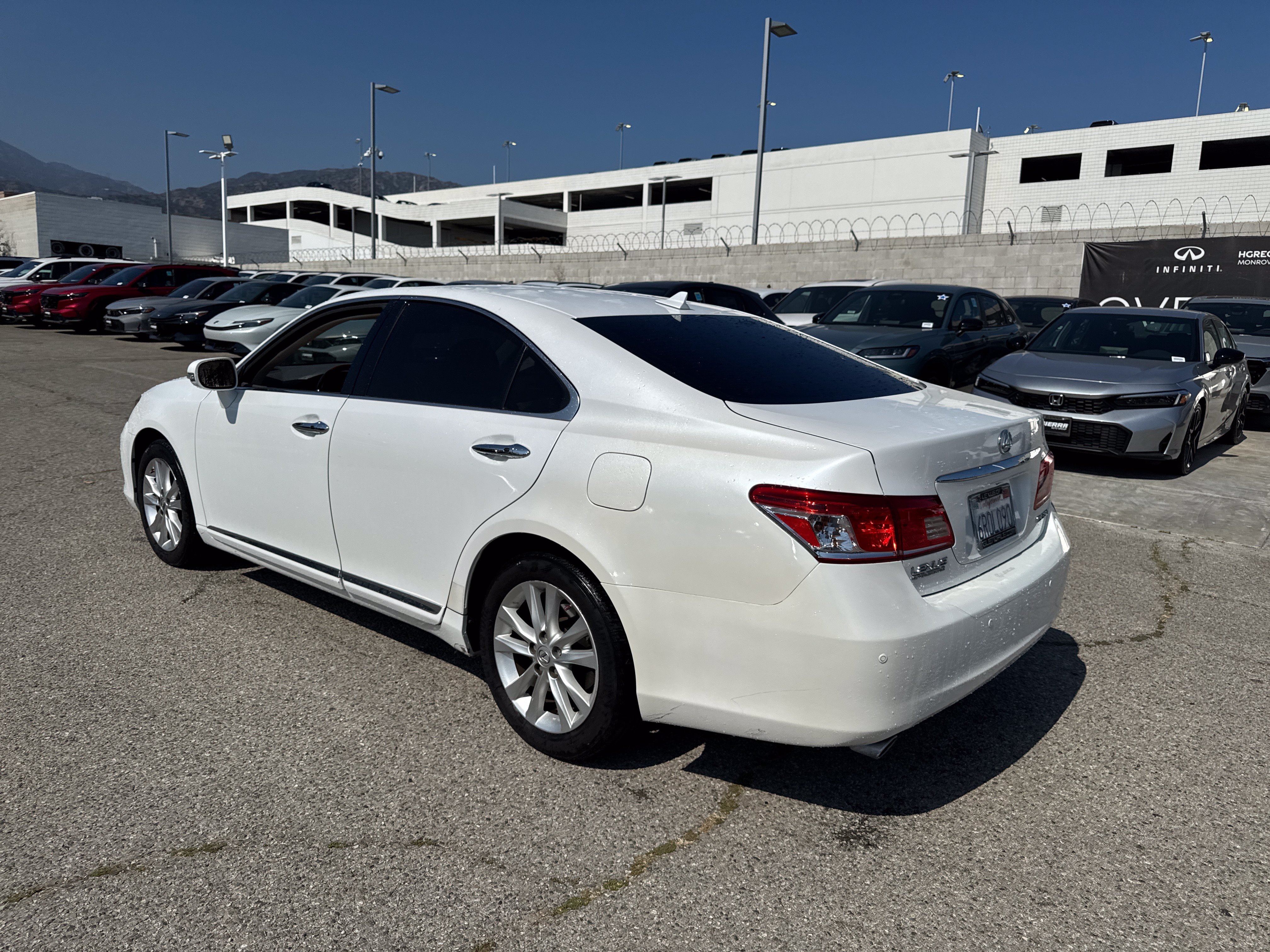 Used 2011 Lexus ES 350 FWD image 5