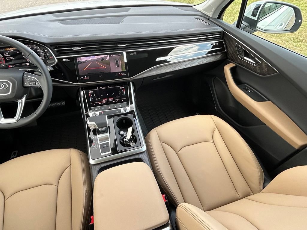 New 2026 Audi Q7 2.0T Premium AWD/4WD image 11