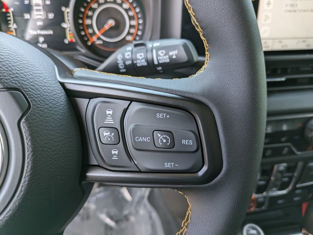 New 2024 Jeep Wrangler Willys AWD/4WD image 12