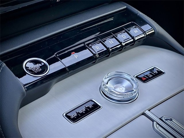 New 2025 Lincoln Navigator Reserve image 33