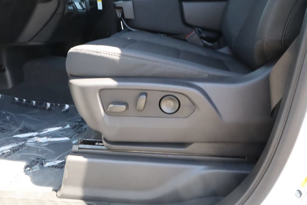 New 2026 Chevrolet Silverado 1500 Custom w/ Turbomax Blackout Package AWD/4WD image 19