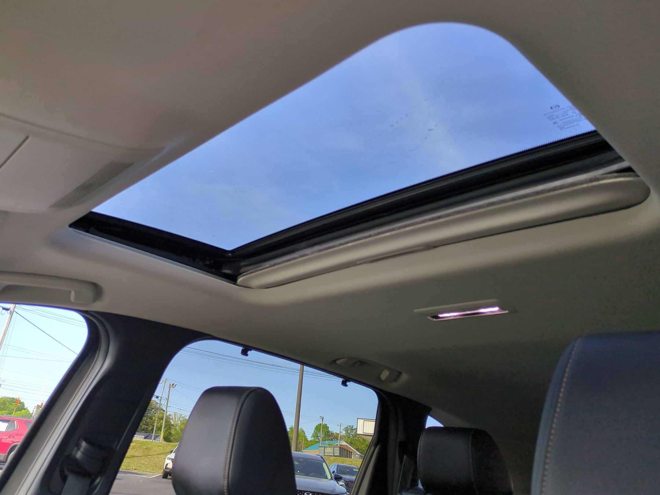 Certified 2024 MAZDA CX-90 Plug-In Hybrid w/ Preferred image 25