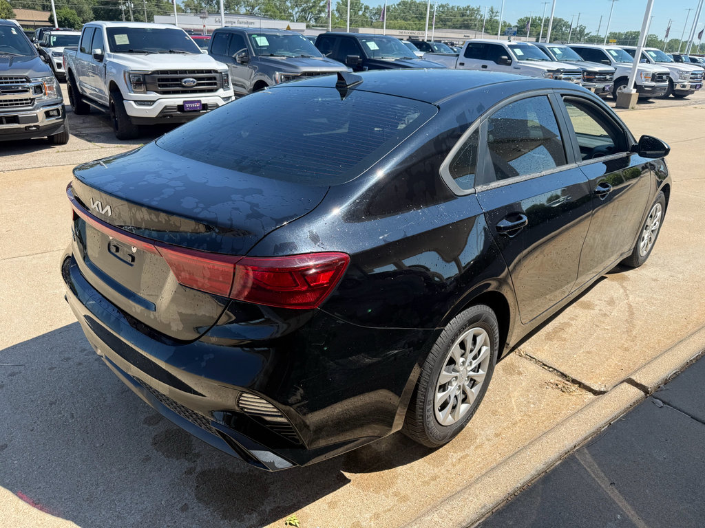 Used 2022 Kia Forte Sedan FWD image 10