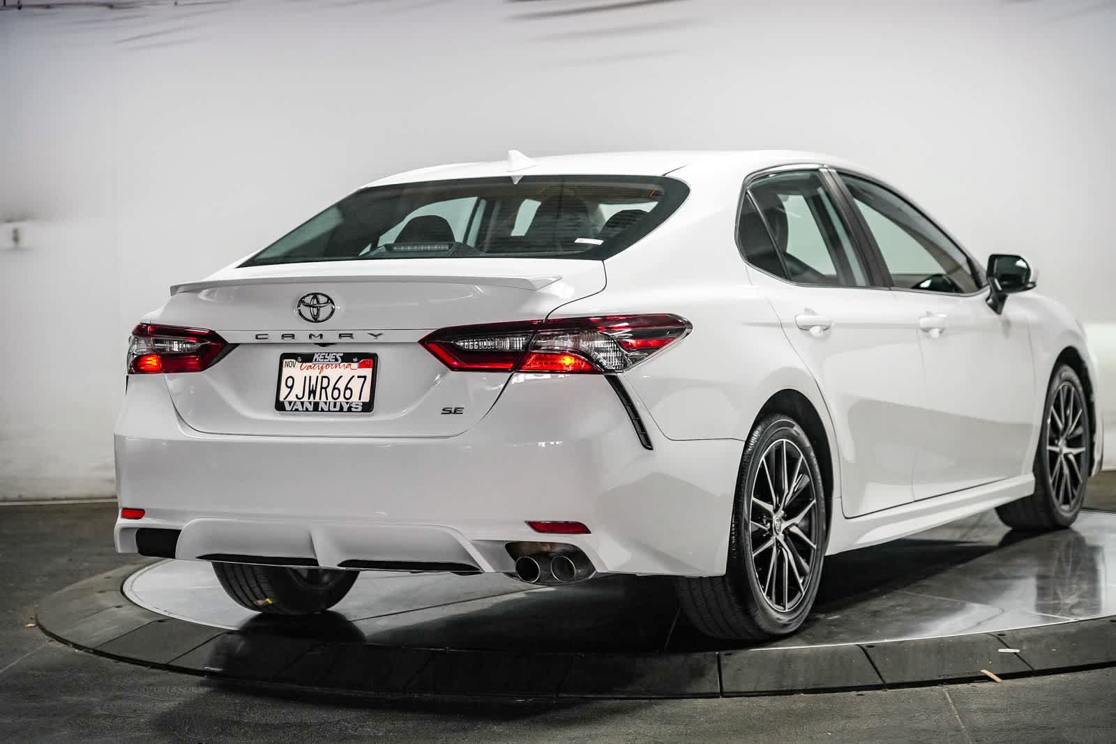 Certified 2024 Toyota Camry SE FWD image 7