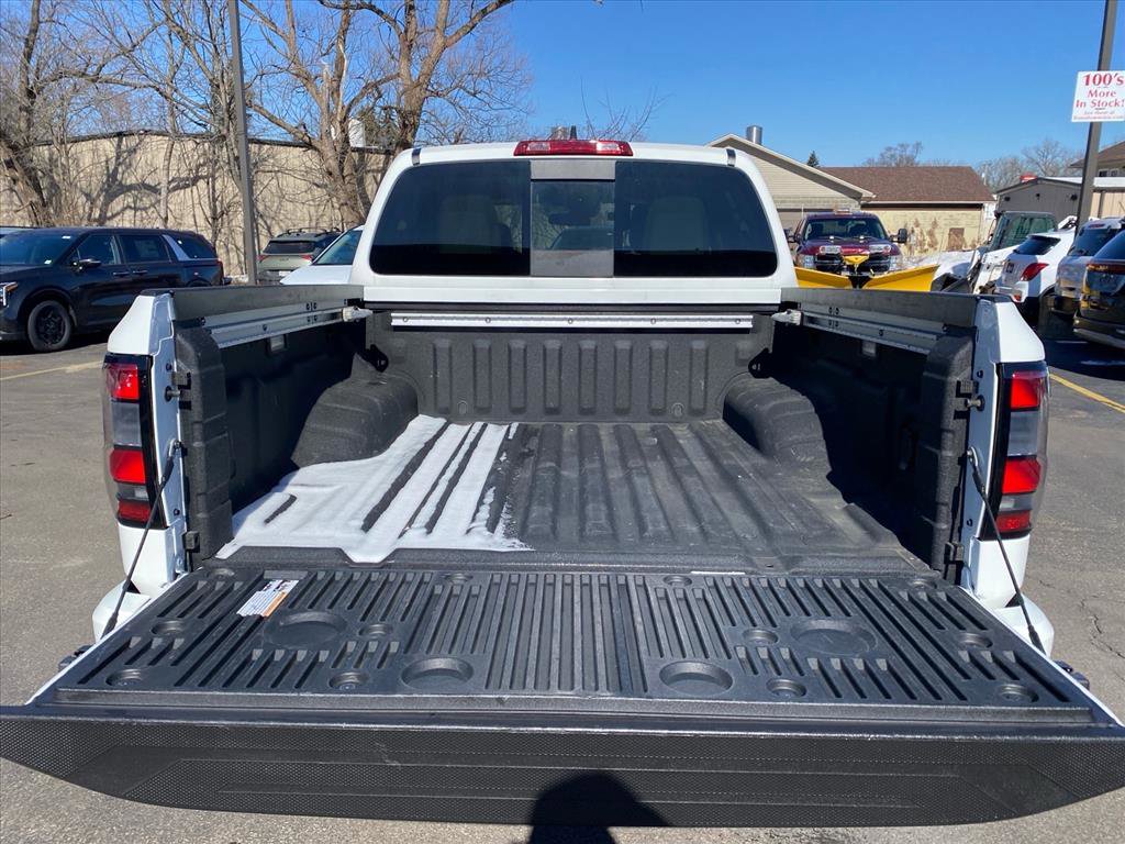 Used 2023 Nissan Frontier SV w/ SV Convenience Package image 23
