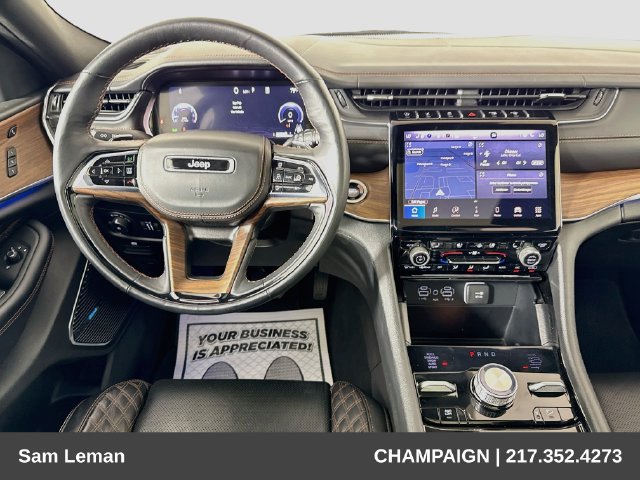 Used 2025 Jeep Grand Cherokee L Summit w/ Obsidian Package AWD/4WD image 23