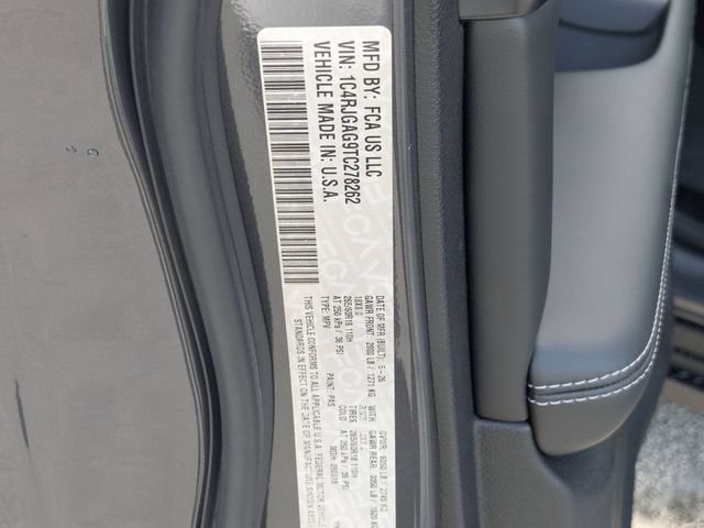 New 2026 Jeep Grand Cherokee Laredo RWD image 34