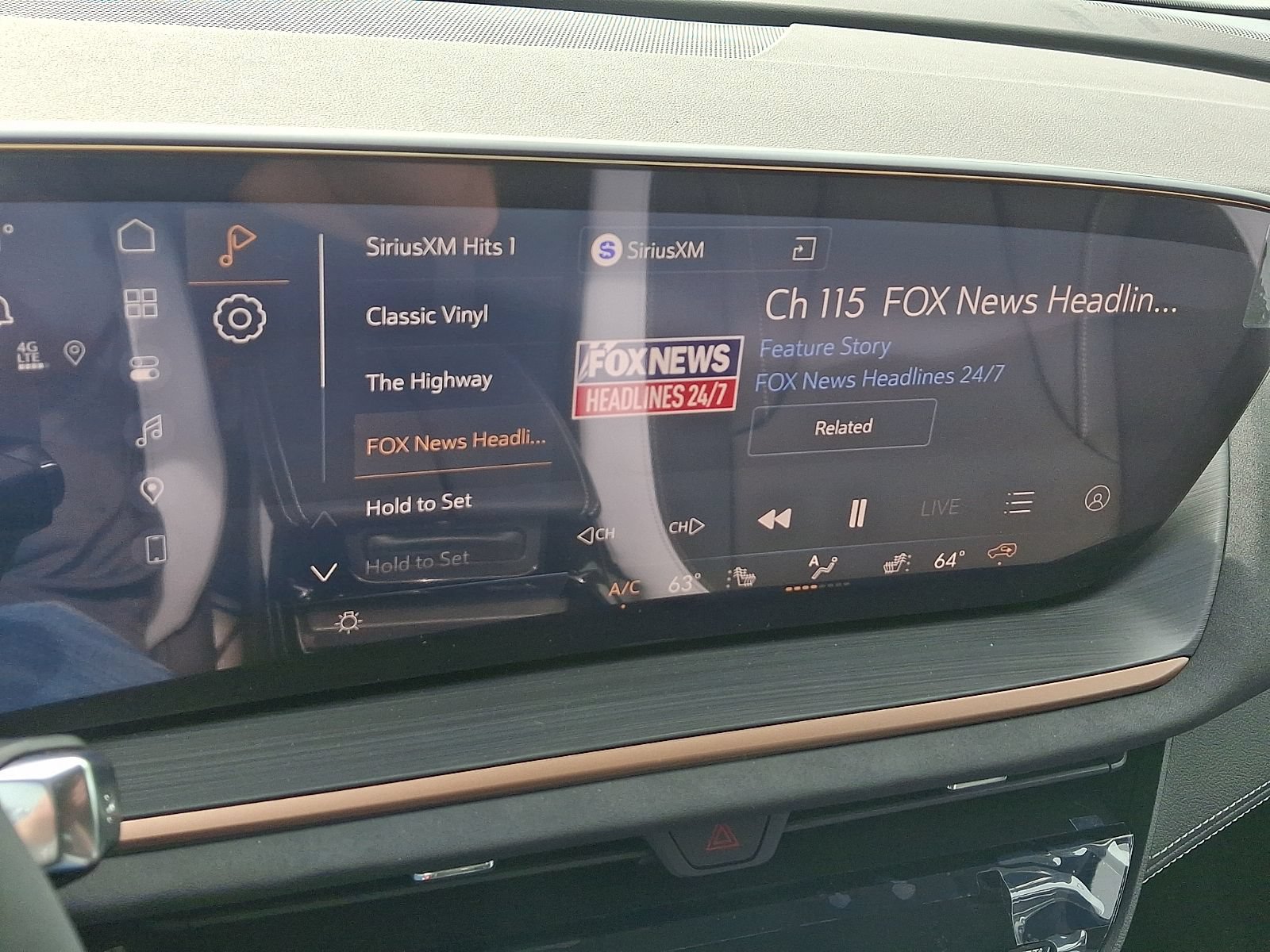 New 2026 Buick Envision Sport Touring AWD/4WD image 17