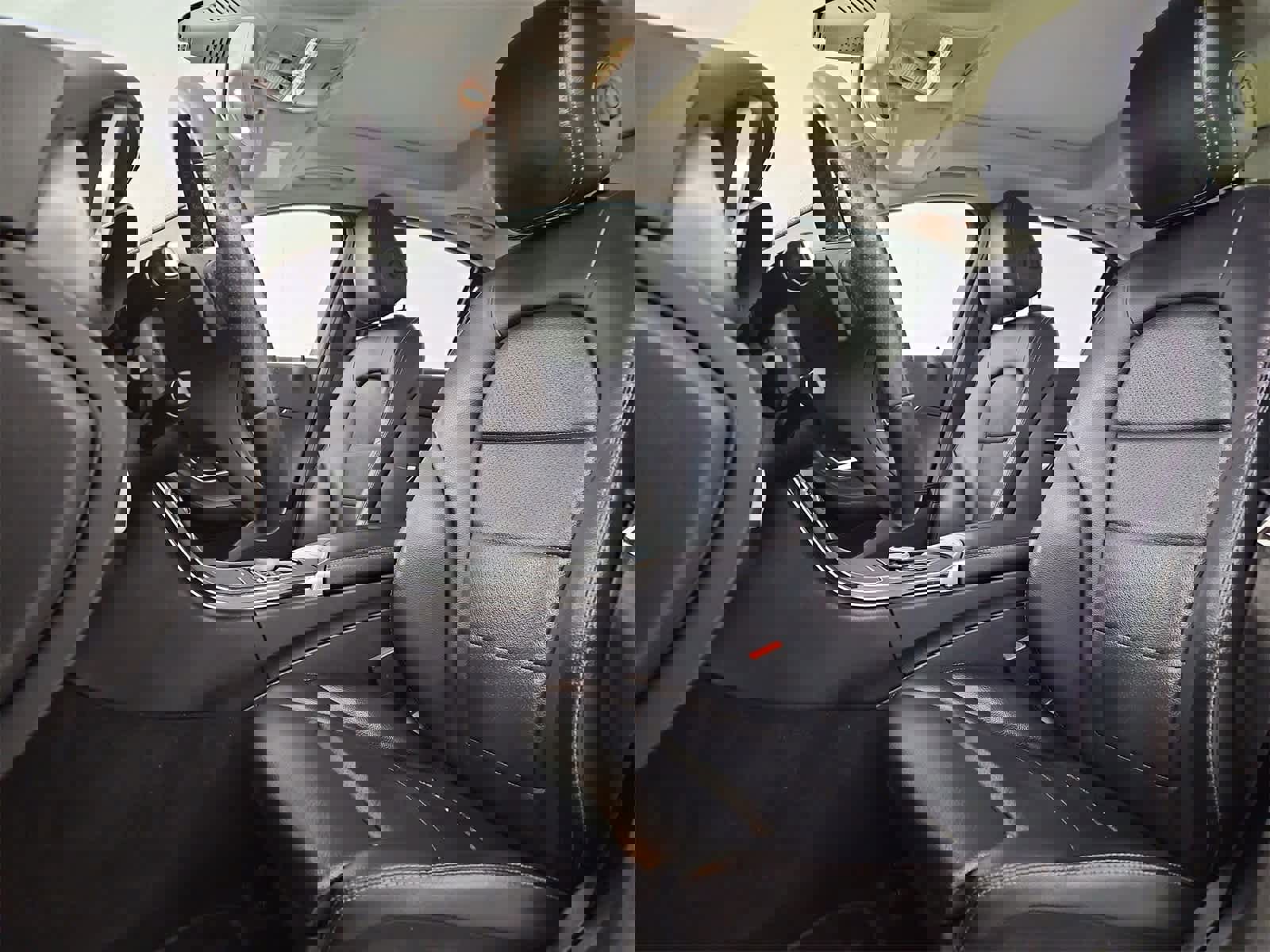 Used 2017 Mercedes-Benz C 300 Sedan image 16