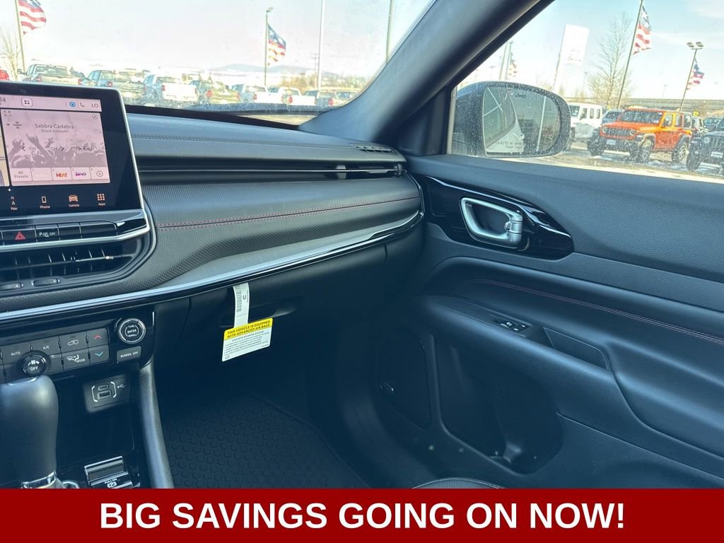 New 2025 Jeep Compass Trailhawk w/ Trailhawk Elite Group image 45