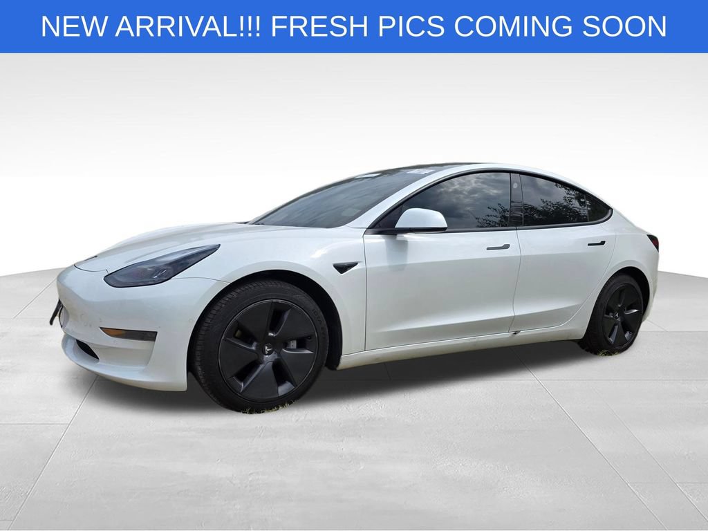 Used 2021 Tesla Model 3 Standard Range Plus RWD image 2