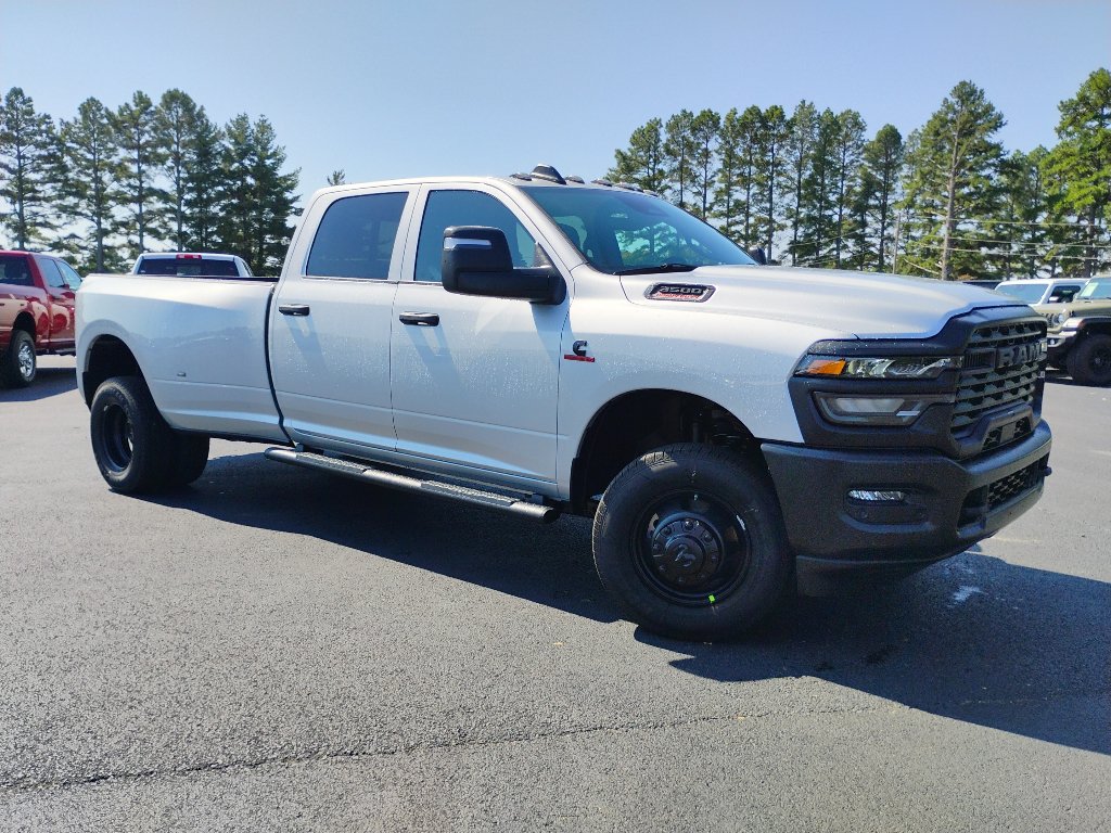 New 2027 RAM 3500 Tradesman AWD/4WD image 3
