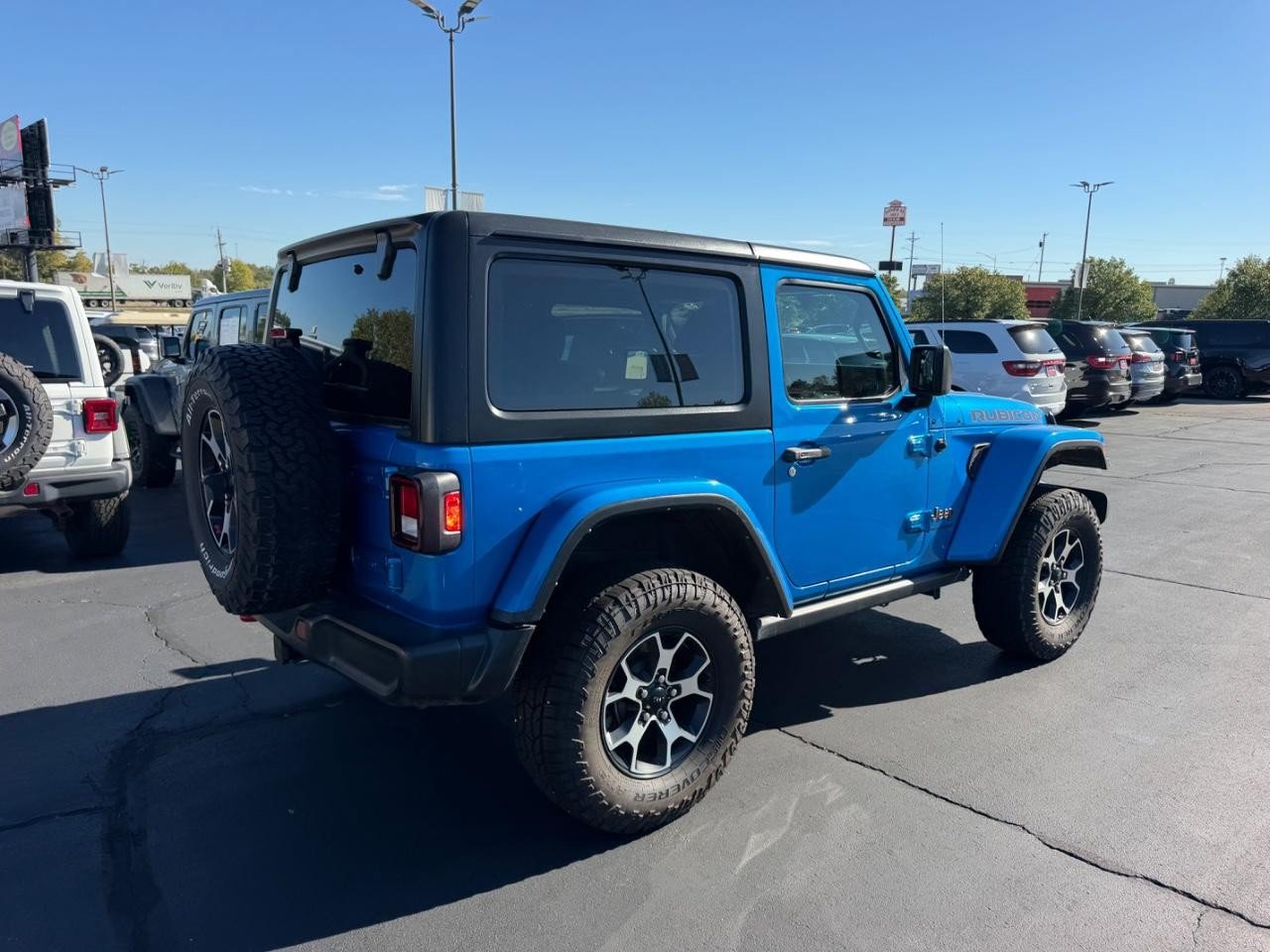 Used 2022 Jeep Wrangler Rubicon w/ Cold Weather Group AWD/4WD image 3