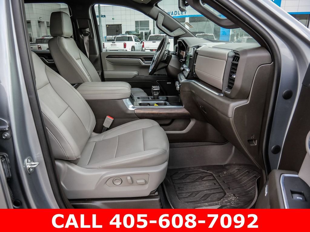 Used 2023 GMC Sierra 1500 SLT w/ SLT Premium Package AWD/4WD image 15