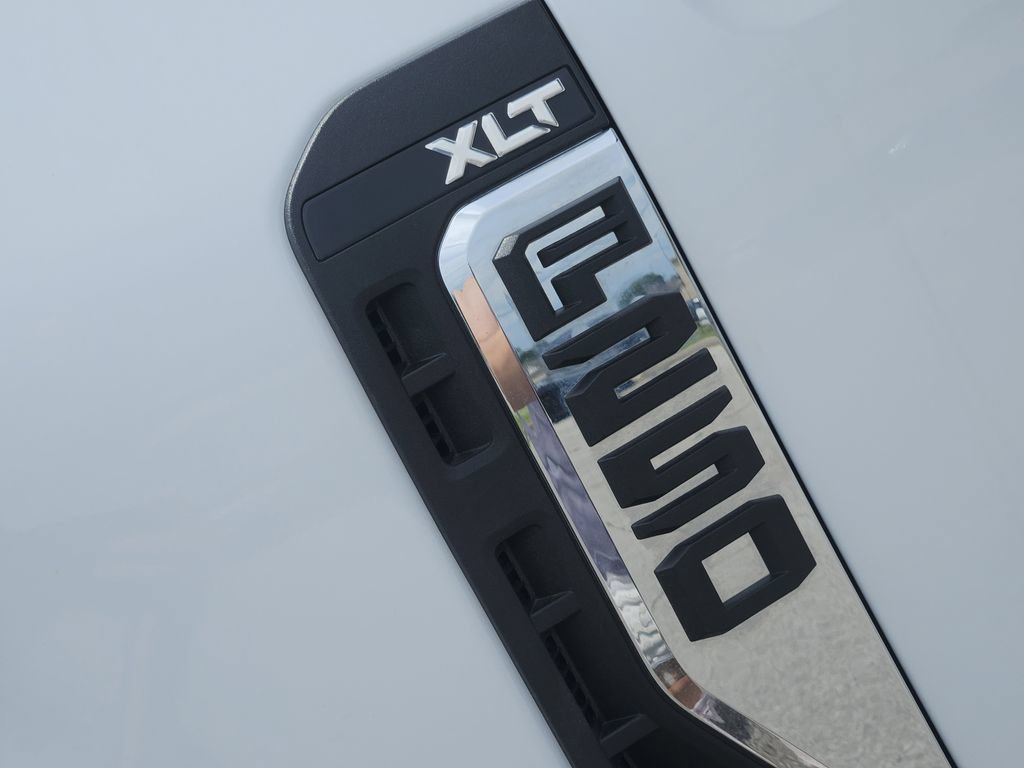 Used 2025 Ford F250 XLT AWD/4WD image 7