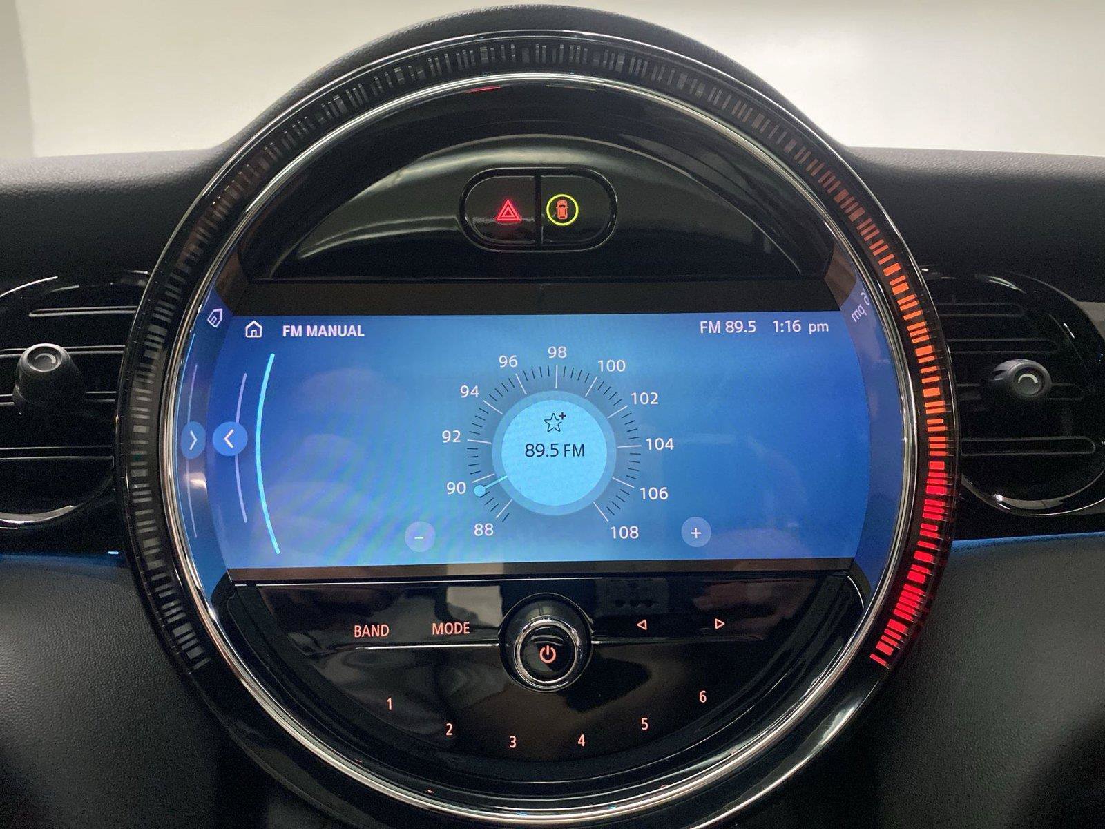 Used 2023 MINI Cooper SE FWD image 16