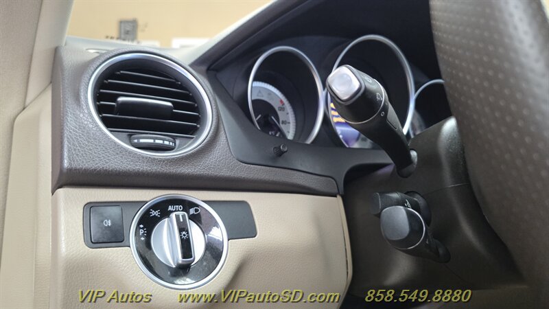 Used 2014 Mercedes-Benz C 250 Sedan image 20