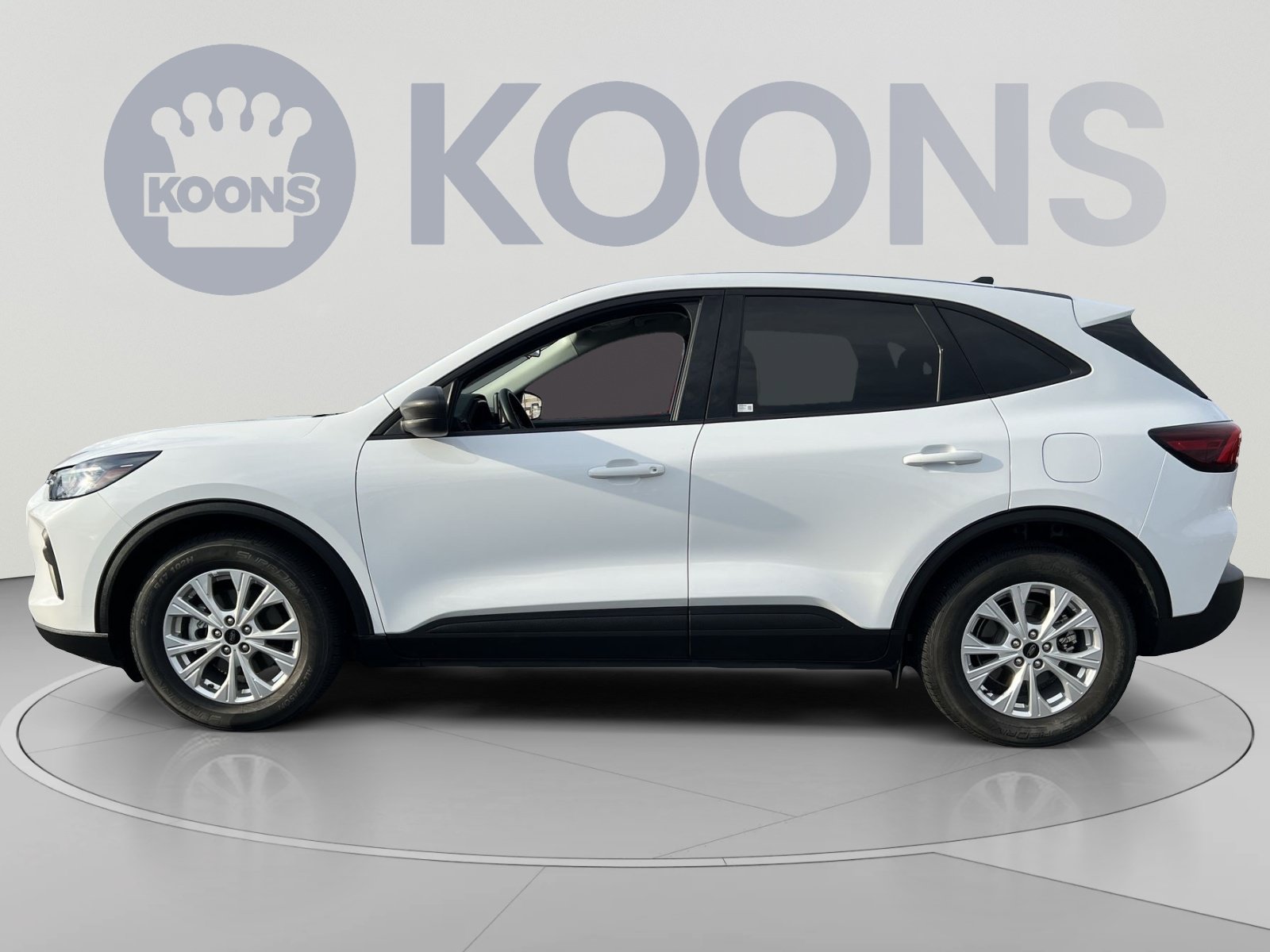 Used 2025 Ford Escape Active FWD image 2