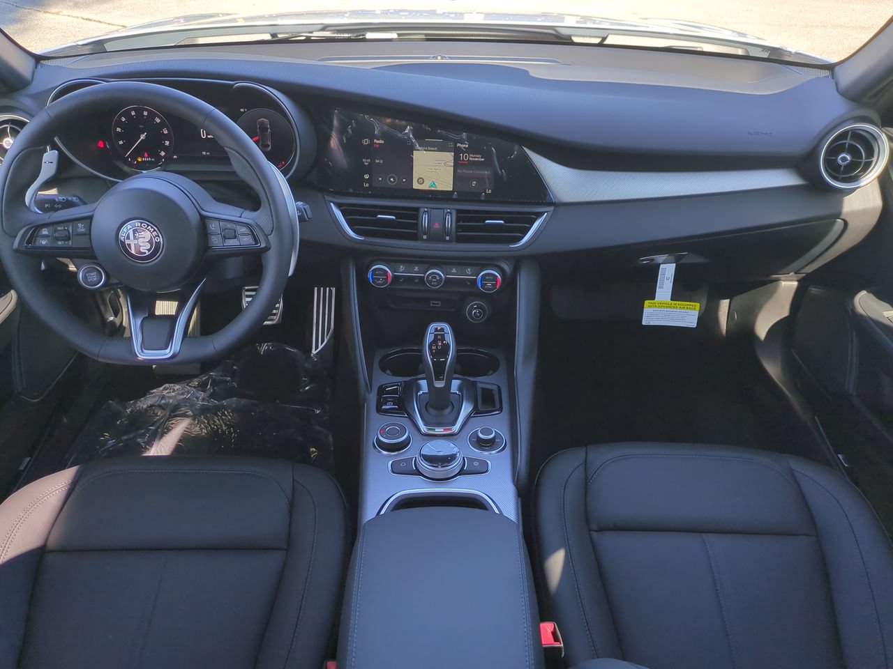 New 2025 Alfa Romeo Giulia w/ Driving Assist Package RWD image 13