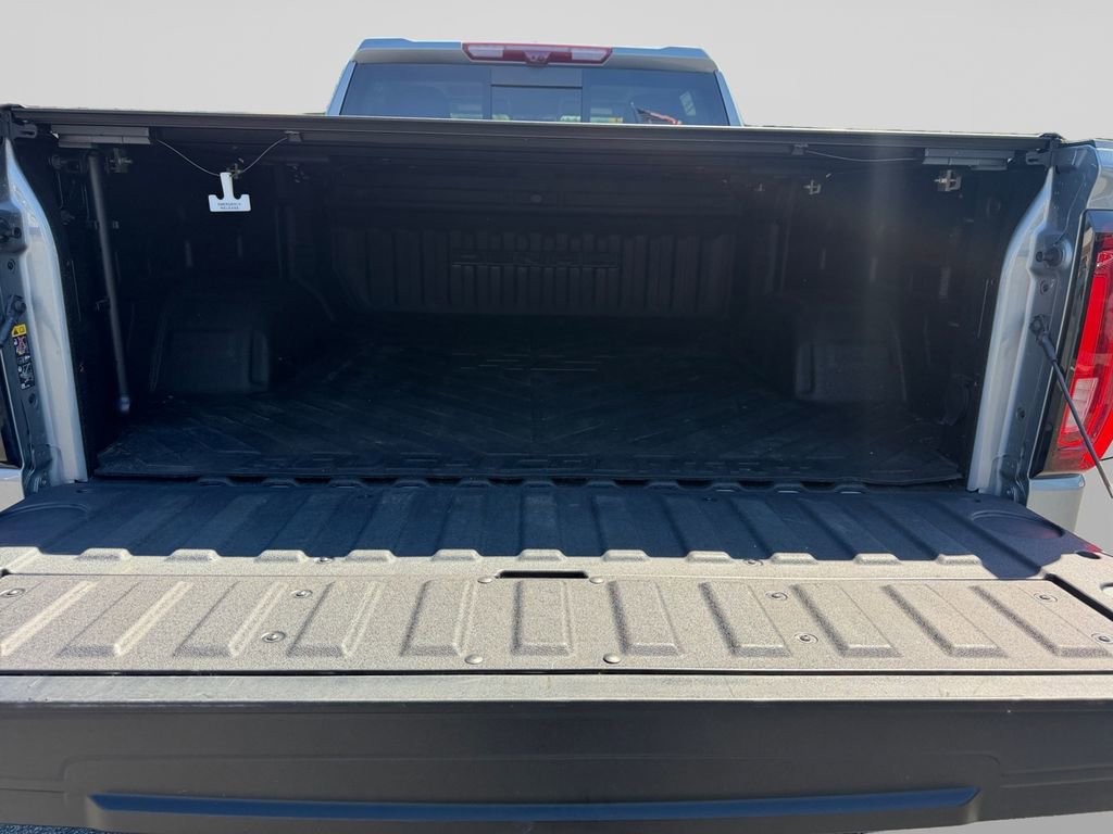 Used 2024 GMC Sierra 1500 Denali w/ Technology Package AWD/4WD image 19