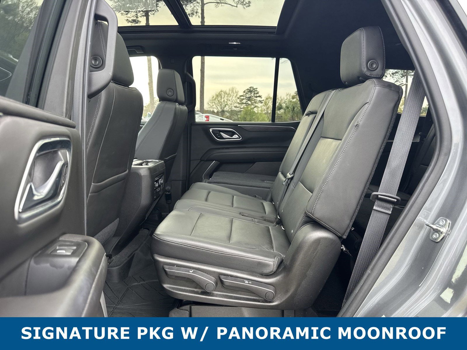 Used 2021 Chevrolet Tahoe LT w/ LT Signature Package AWD/4WD image 31