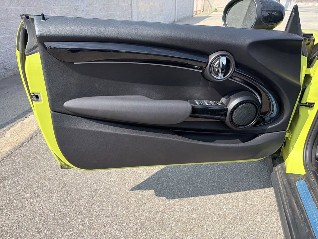 Used 2023 MINI Cooper S image 16