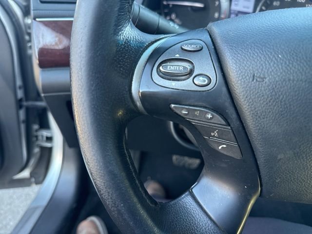 Used 2015 INFINITI Q70 3.7 image 19